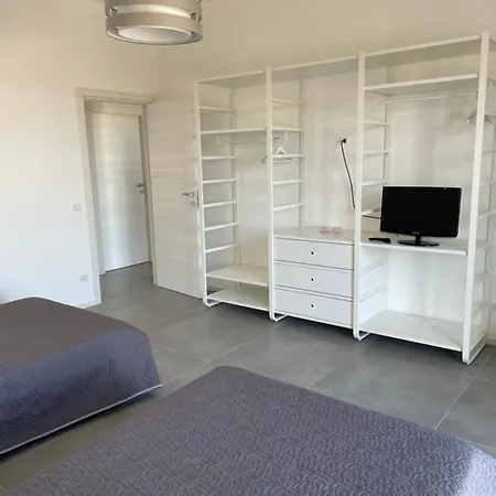 La Casa Di Zoe Apartament *